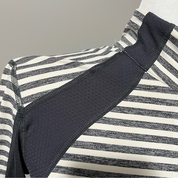 Lululemon Run Hills 1/2 Zip Gray Stripe Long Sleeve Pullover - Picture 5 of 14